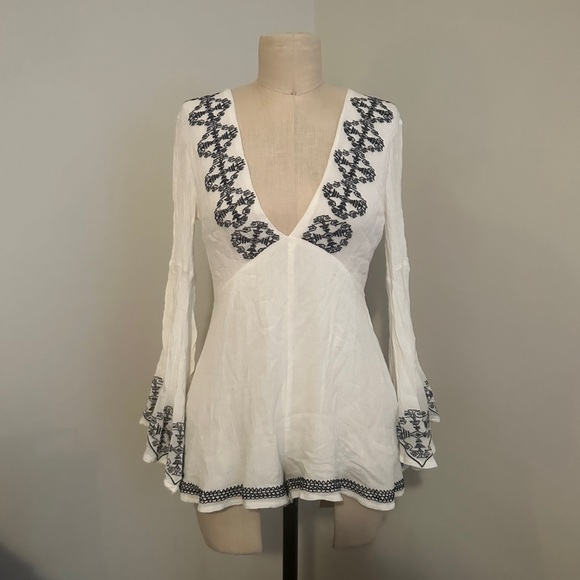 Embroidered Romper - Picture 2 of 4